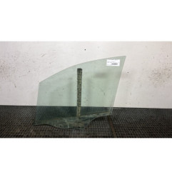 Vitre avant droit PEUGEOT 208 1