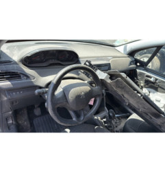 Vitre avant droit PEUGEOT 208 1