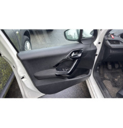 Custode avant gauche (porte) PEUGEOT 208 1
