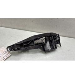 Poignee porte arriere gauche PEUGEOT 208 1