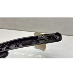 Bras essuie glace arriere PEUGEOT 208 1