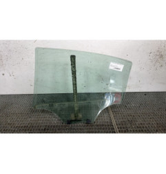 Vitre arriere droit PEUGEOT 208 1