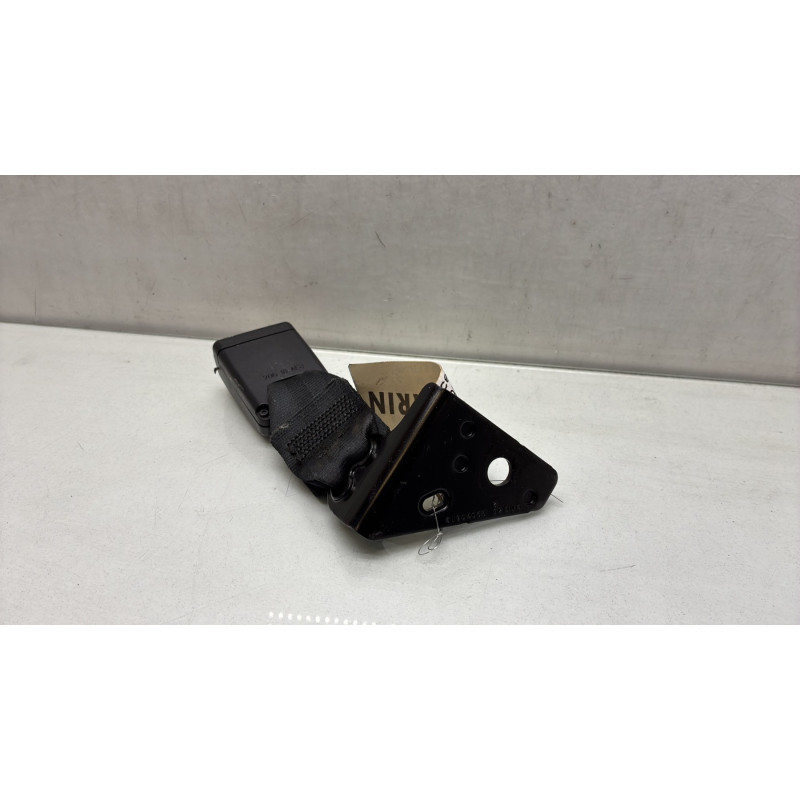 Attache ceinture arriere gauche PEUGEOT 208 1 Photo n°3