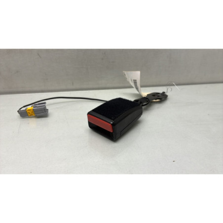 Attache ceinture avant gauche PEUGEOT 208 1 Photo n°1