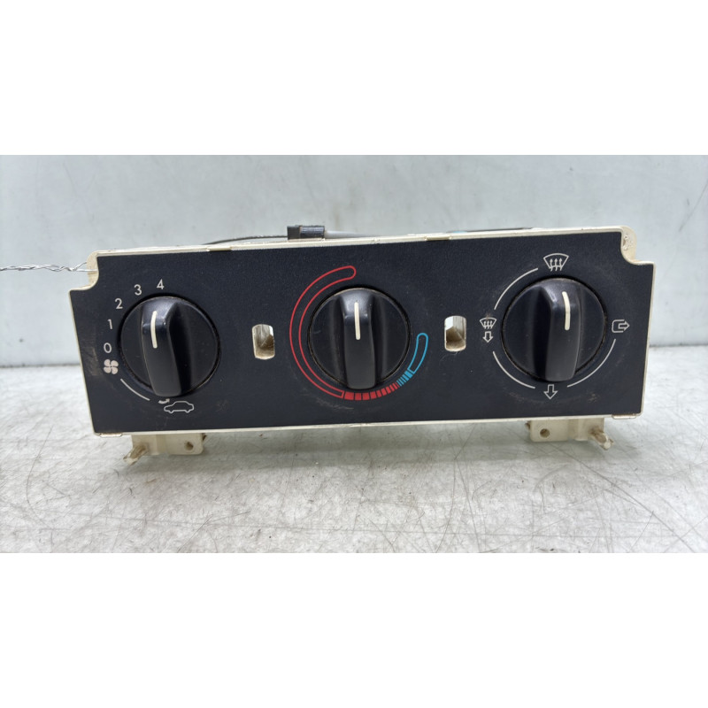 Commande chauffage PEUGEOT 306 Photo n°1