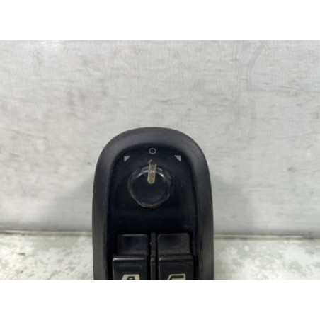 Interrupteur de leve vitre avant gauche PEUGEOT 306