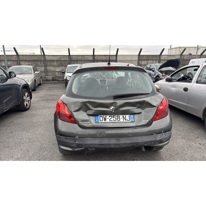 Verin de coffre PEUGEOT 207 Photo n°9