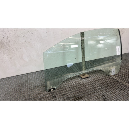 Vitre avant gauche PEUGEOT 207