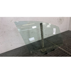 Vitre avant droit PEUGEOT 208 1