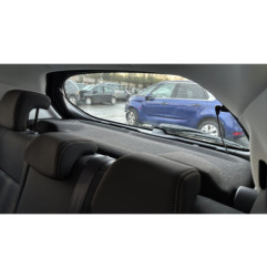 Vitre avant droit PEUGEOT 208 1