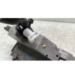 Serrure arriere gauche PEUGEOT 208 1