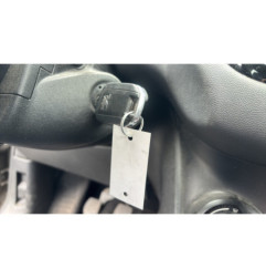 Boitier air bag PEUGEOT 208 1