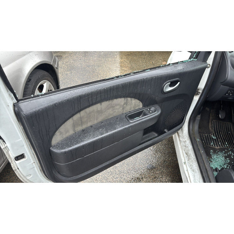 Capot RENAULT TWINGO 2 Photo n°13