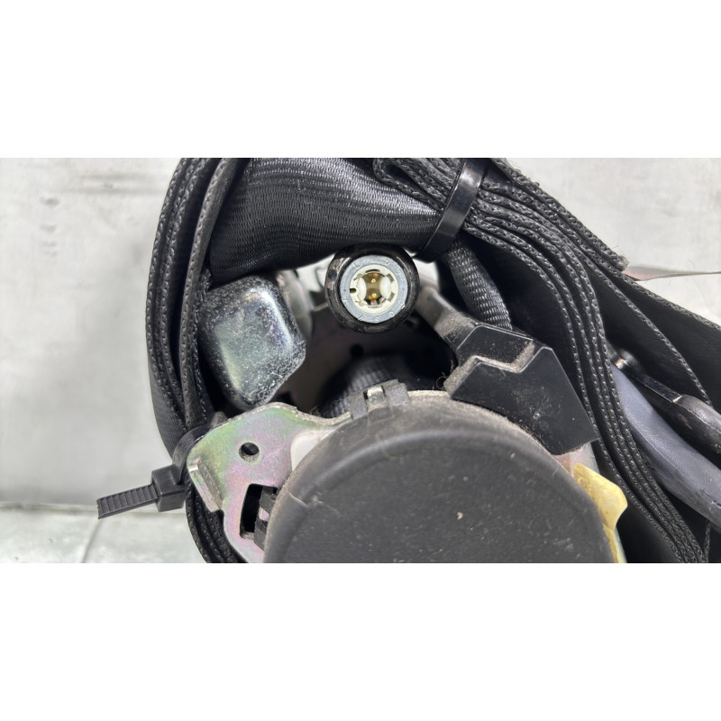 Pretensionneur de ceinture avant droit PEUGEOT 206+ Photo n°2