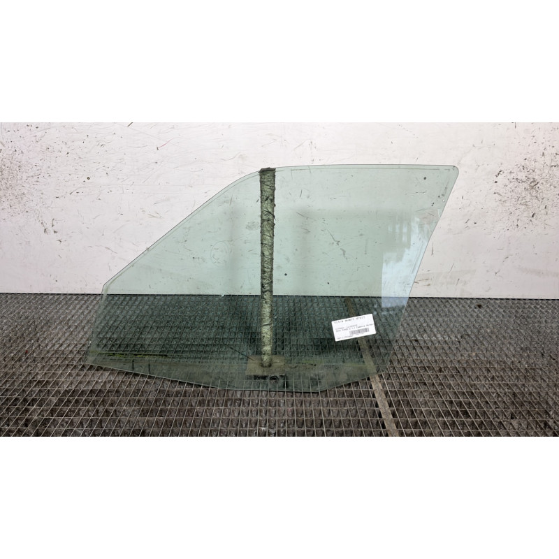 Vitre avant droit CITROEN SAXO Photo n°4