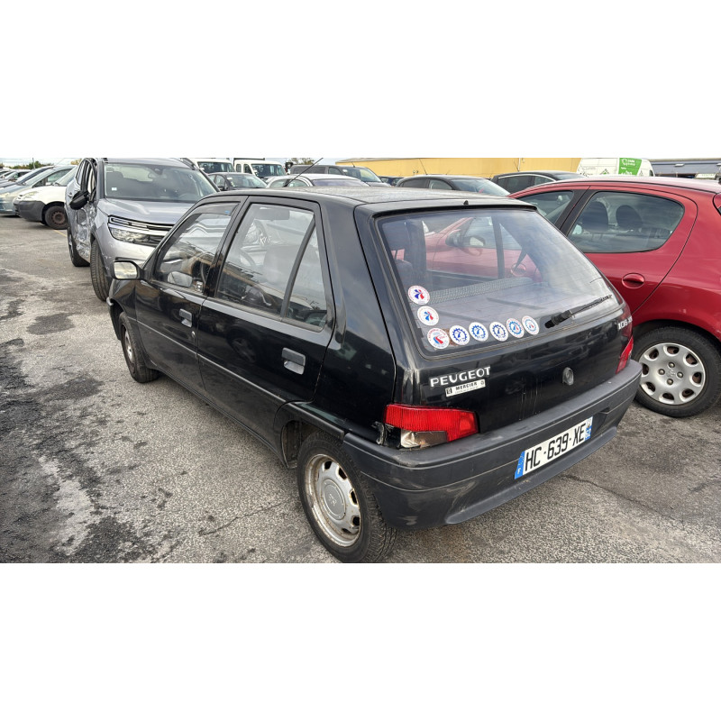 Porte avant droit PEUGEOT 106 Photo n°9
