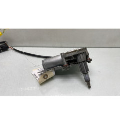 Moteur essuie glace arriere PEUGEOT 106