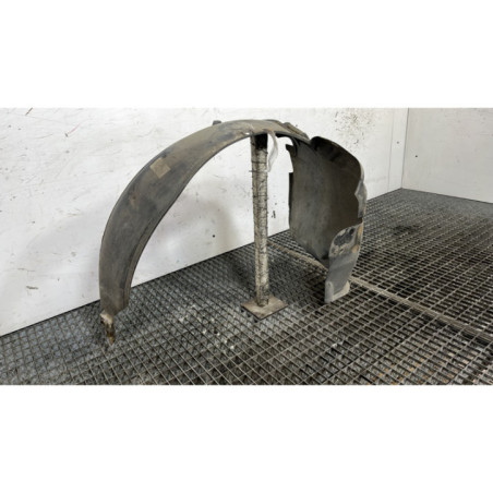 Pare boue avant gauche PEUGEOT 106