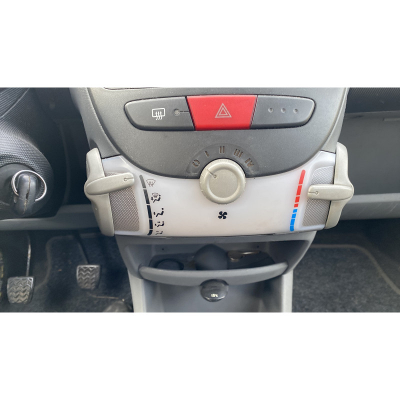 Antenne PEUGEOT 107 Photo n°4