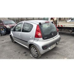 Antenne PEUGEOT 107
