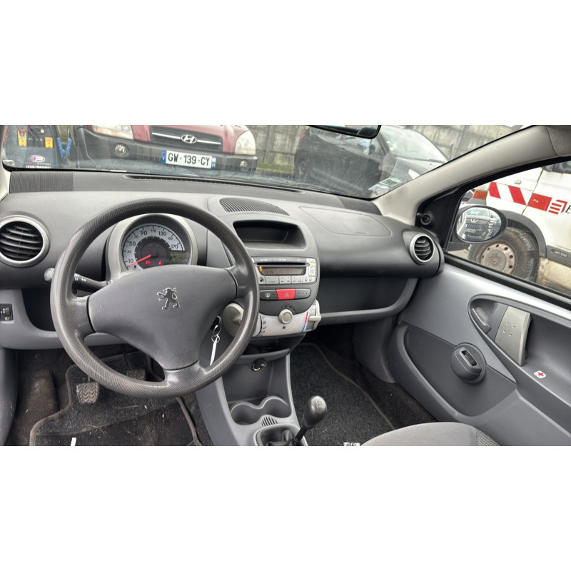 Antenne PEUGEOT 107 Photo n°19