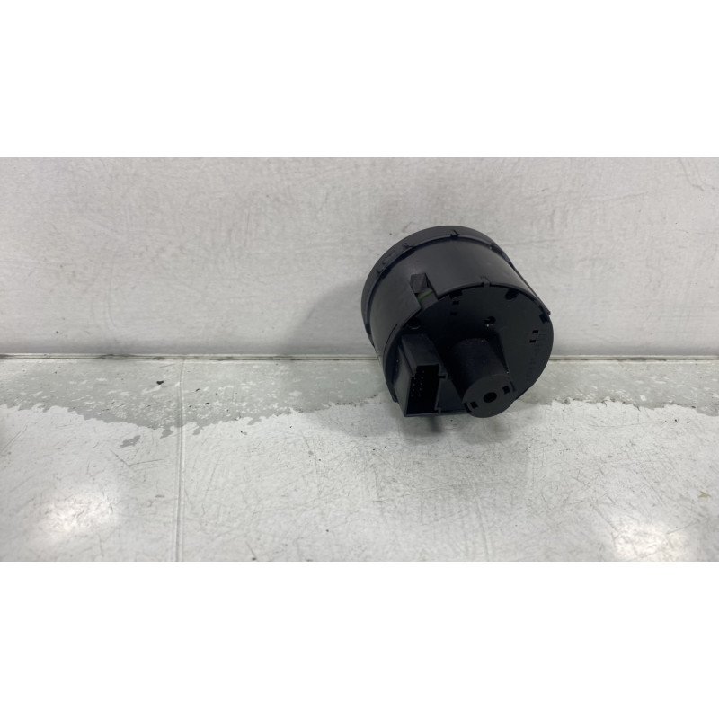 Commande de phare VOLKSWAGEN GOLF 6 Photo n°5
