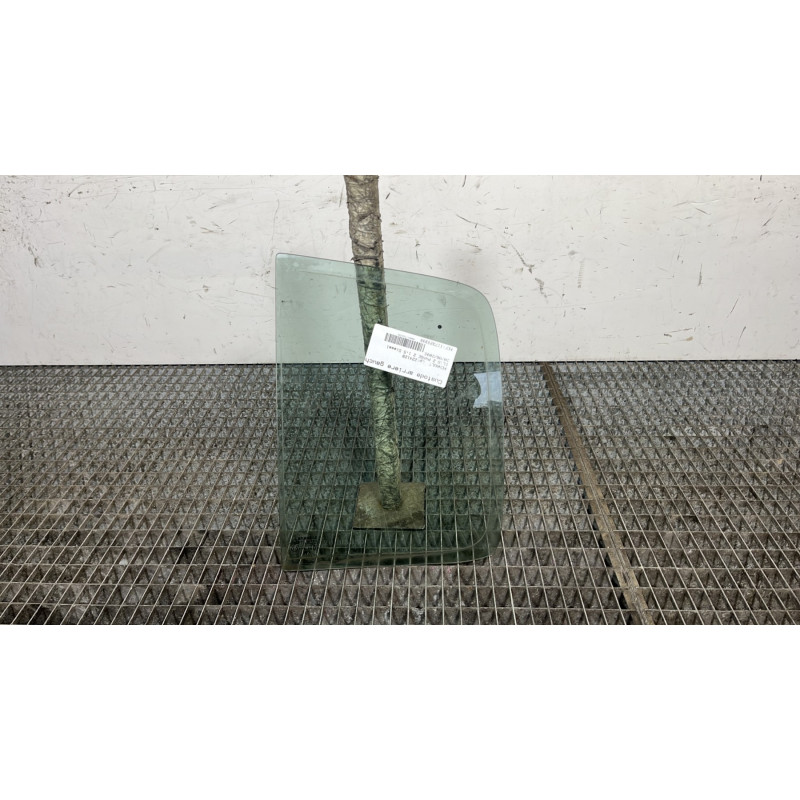 Custode arriere gauche (porte) RENAULT CLIO 2 Photo n°1