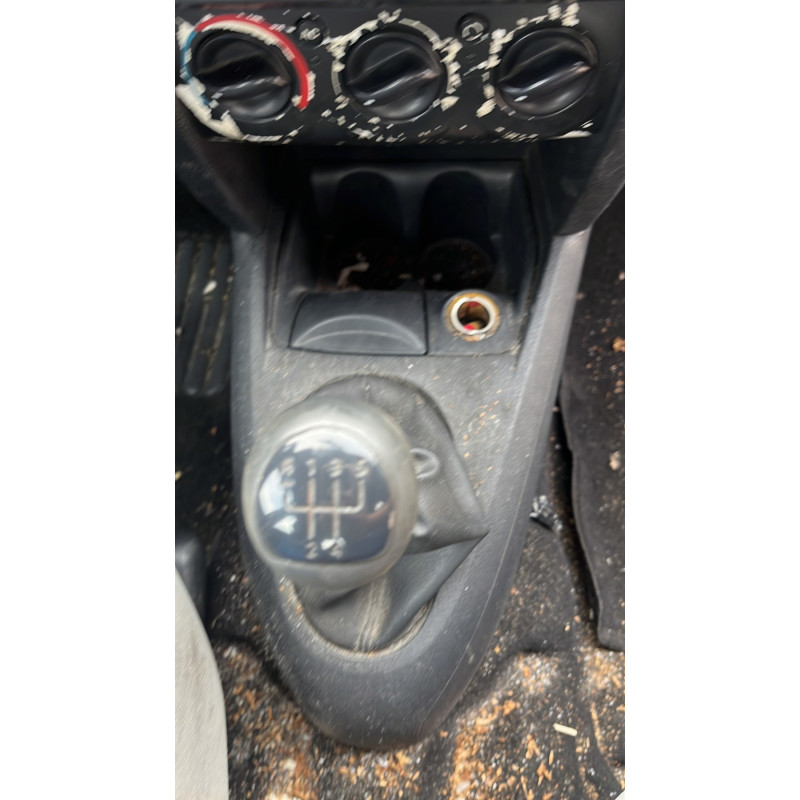 Custode arriere gauche (porte) RENAULT CLIO 2 Photo n°12
