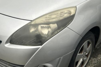 Boitier UCH RENAULT GRAND SCENIC 3