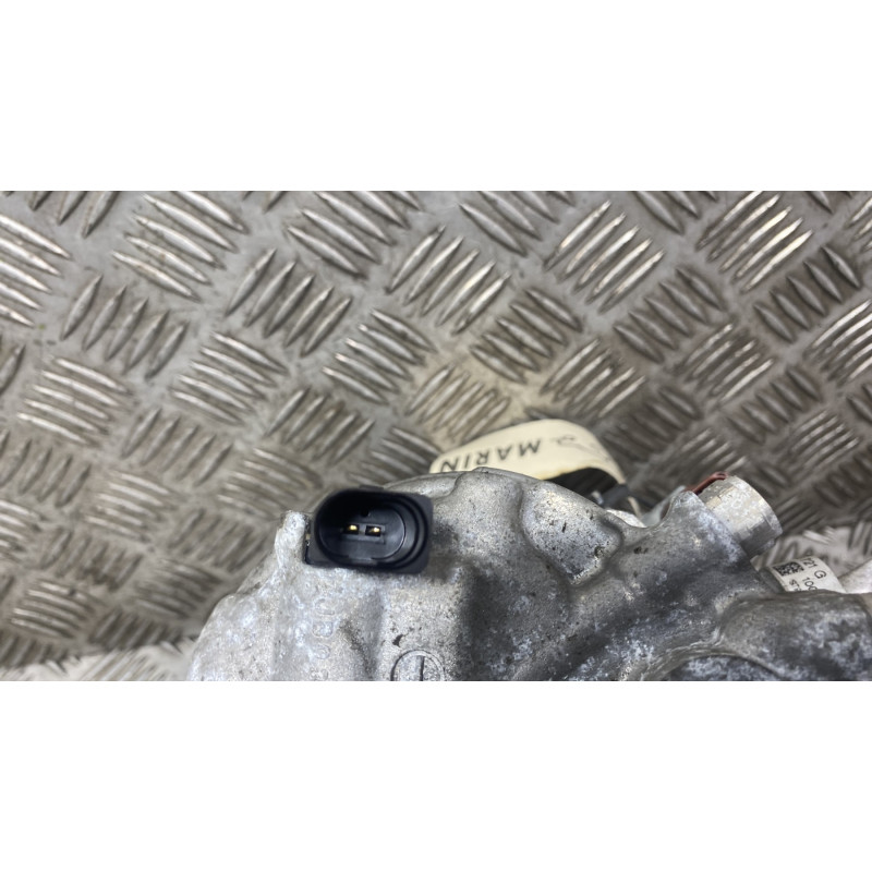 Compresseur clim AUDI A3 4 Photo n°3