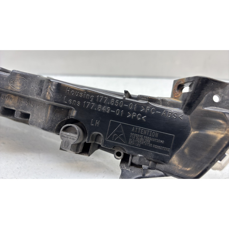 Feu diurne avant gauche CITROEN C4 PICASSO 1 Photo n°4