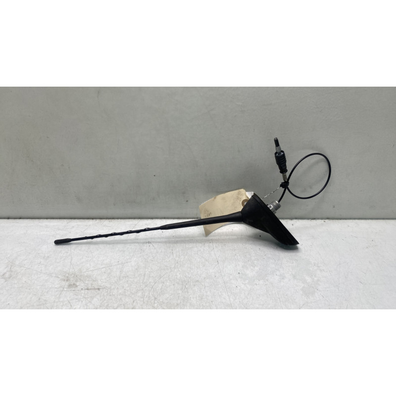 Antenne CITROEN DS3 Photo n°1