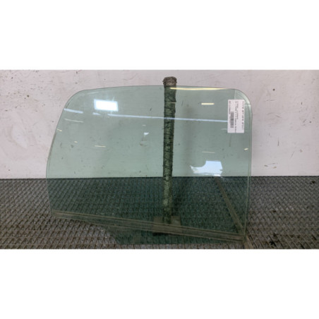 Vitre arriere droit CITROEN C3 1 Photo n°1