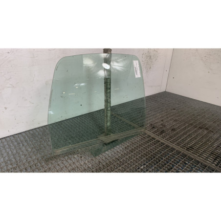 Vitre arriere droit CITROEN C3 1