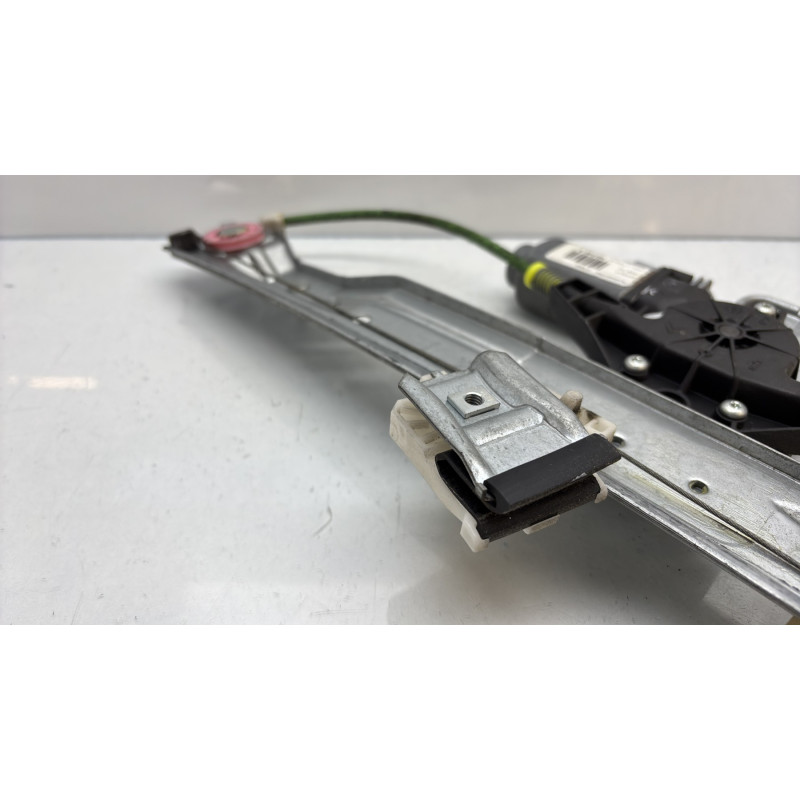 Leve vitre electrique avant droit CITROEN C3 PICASSO Photo n°9