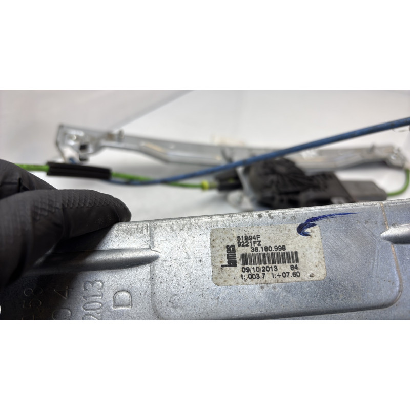 Leve vitre electrique avant gauche CITROEN C3 PICASSO Photo n°5