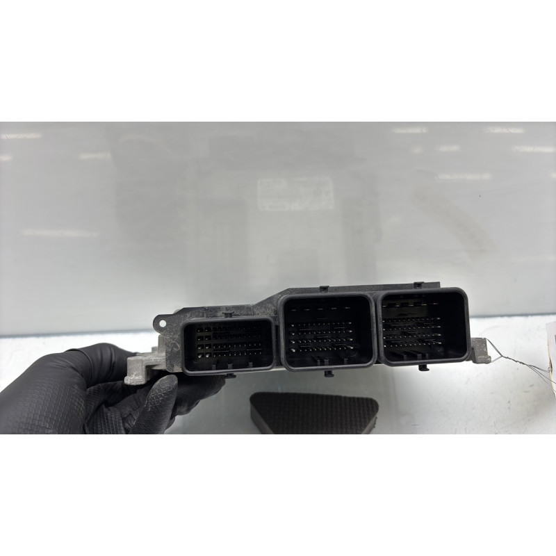 Calculateur moteur CITROEN BERLINGO 2 Photo n°3