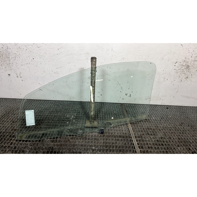 Vitre avant droit CITROEN C1 1 Photo n°4