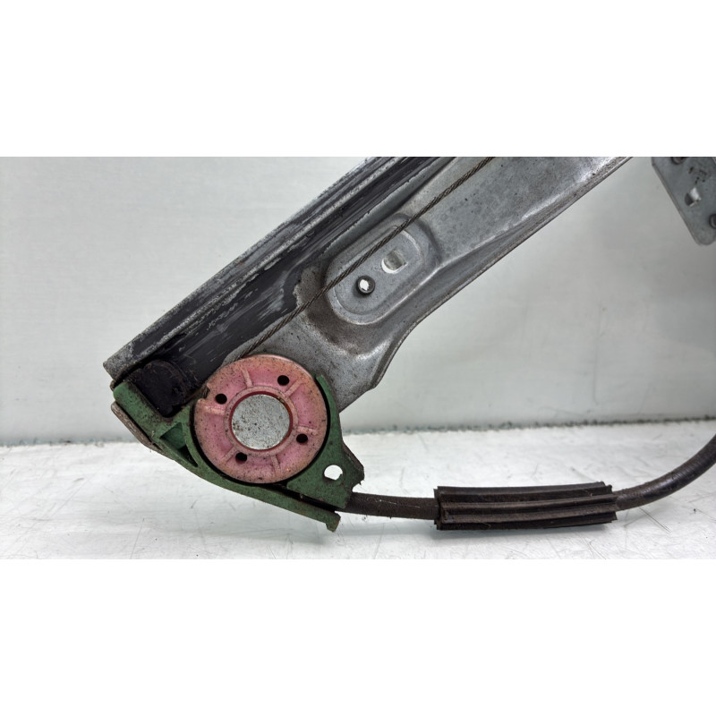 Leve vitre electrique avant gauche CITROEN C2 Photo n°6