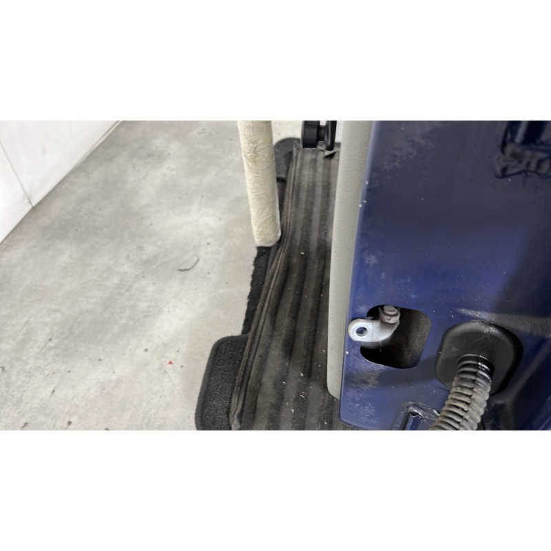 Porte arriere gauche RENAULT CLIO 2 Photo n°5