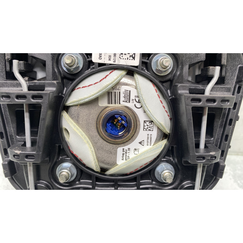 Air bag conducteur RENAULT CLIO 4 Photo n°3