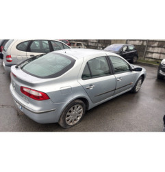 Pare boue avant gauche RENAULT LAGUNA 2