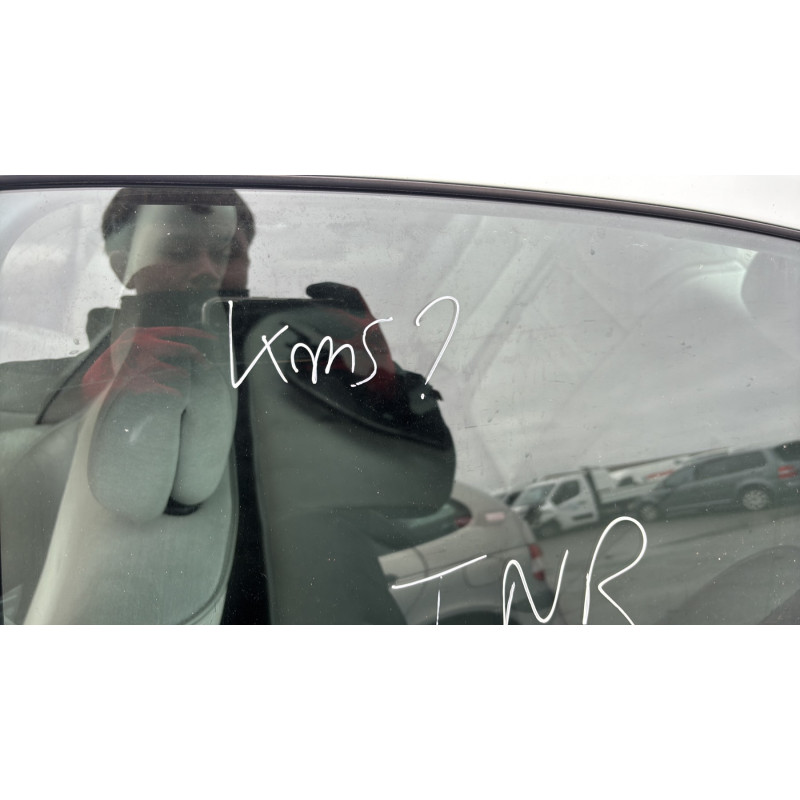 Pare boue avant gauche RENAULT LAGUNA 2 Photo n°19
