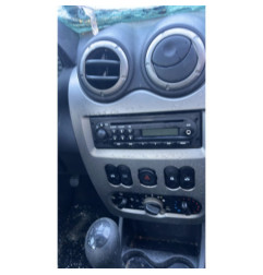 Serrure avant droit DACIA SANDERO 1