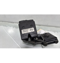 Attache ceinture arriere gauche RENAULT CLIO 2