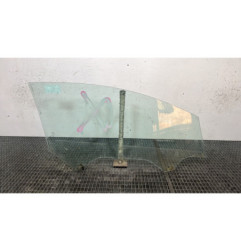 Vitre avant gauche FORD FIESTA 6