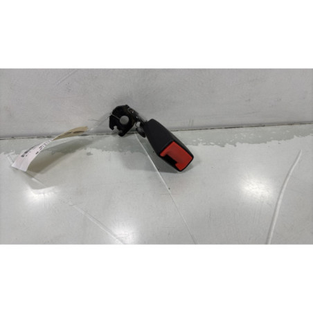 Attache ceinture arriere gauche FORD FIESTA 6 Photo n°1