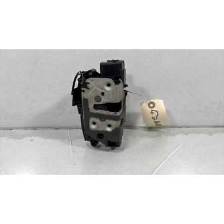 Serrure avant droit FORD FIESTA 6 Photo n°1