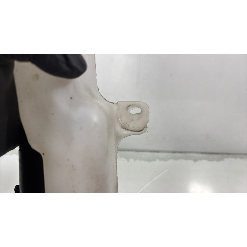 Vase de lave glace FORD FIESTA 6 Photo n°4