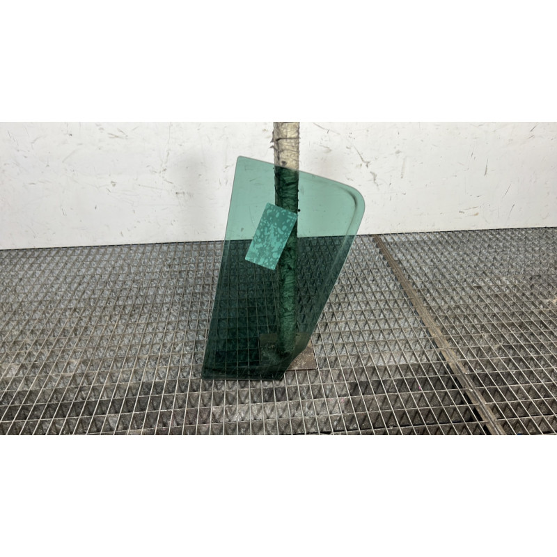 Custode arriere droit (porte) RENAULT CLIO 3 Photo n°4